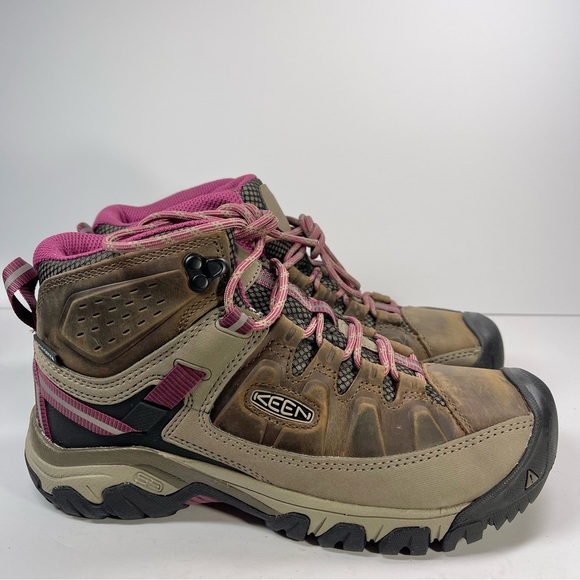 NWOT KEEN Women's Targhee III Waterproof Mid Boots‎ Size 8 Weiss/Boysenberry - Picture 2 of 10